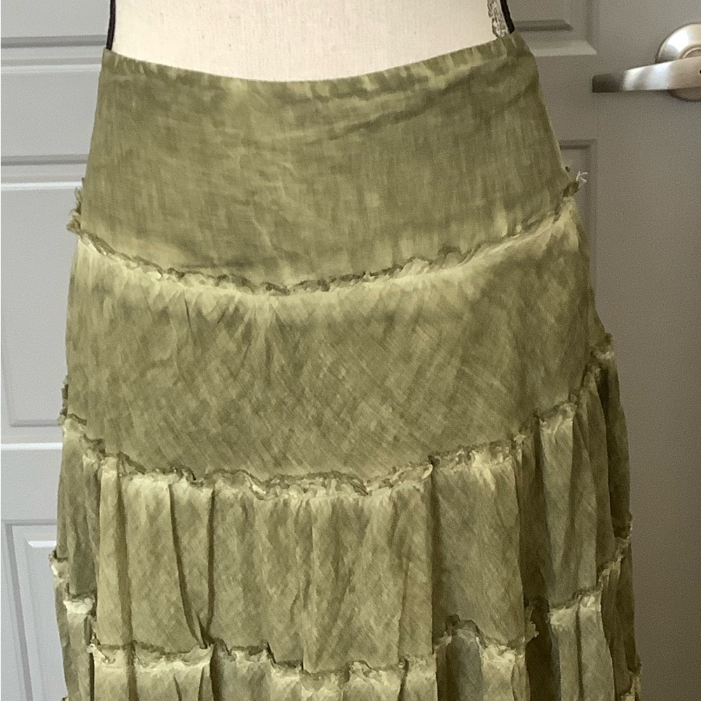 😻 Free People Tiered Maxi Skirt 😻 - Picture 5 of 11